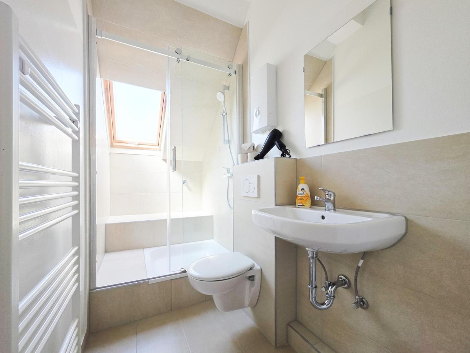 Apartment Raj Living - 3 - Maisonette - Balcony - 20 Min Messe Dus And Old Town Dus *