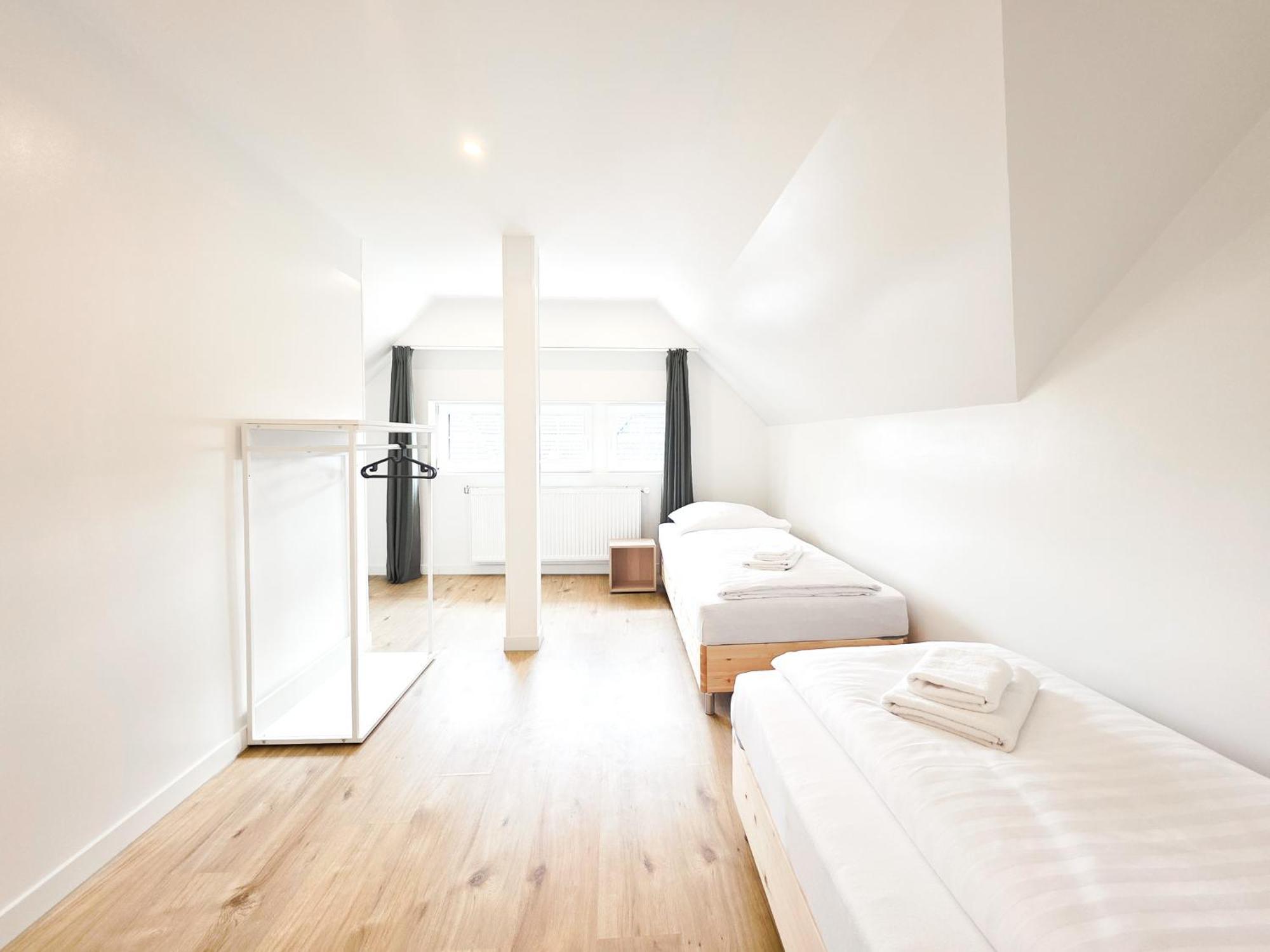 Tolstov - 4 - Maisonette - Balcony - 20 Min Messe Dus And Old Town Dus Apartment *